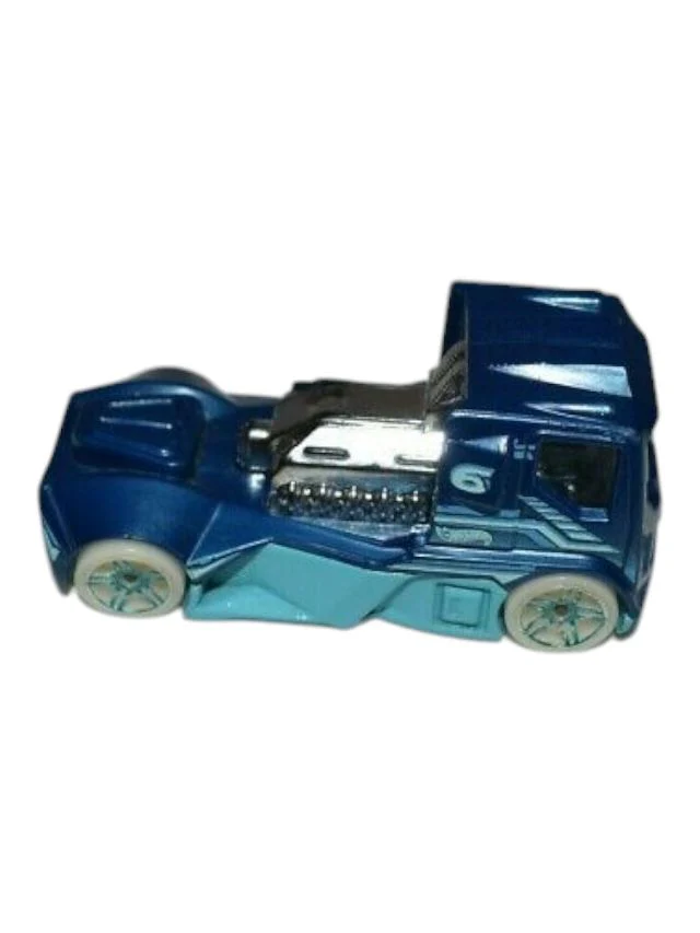HOTWHEELS 'Rennen Rig' HW RACE 182/250. 1:64 Scale - Image 4