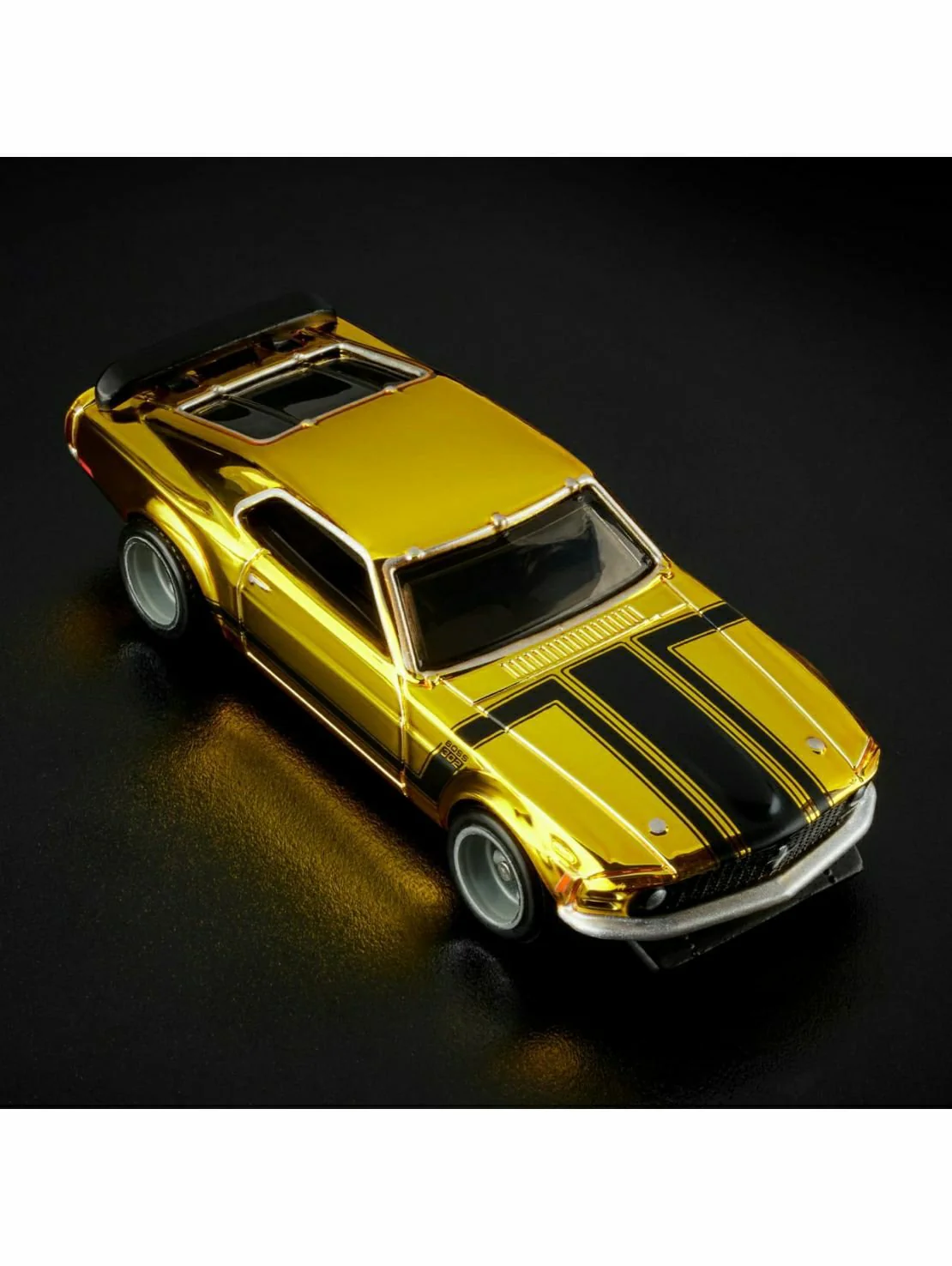 Hotwheels 1970 Mustang boss 302 imported Rlc 1:64 Scale - Image 3