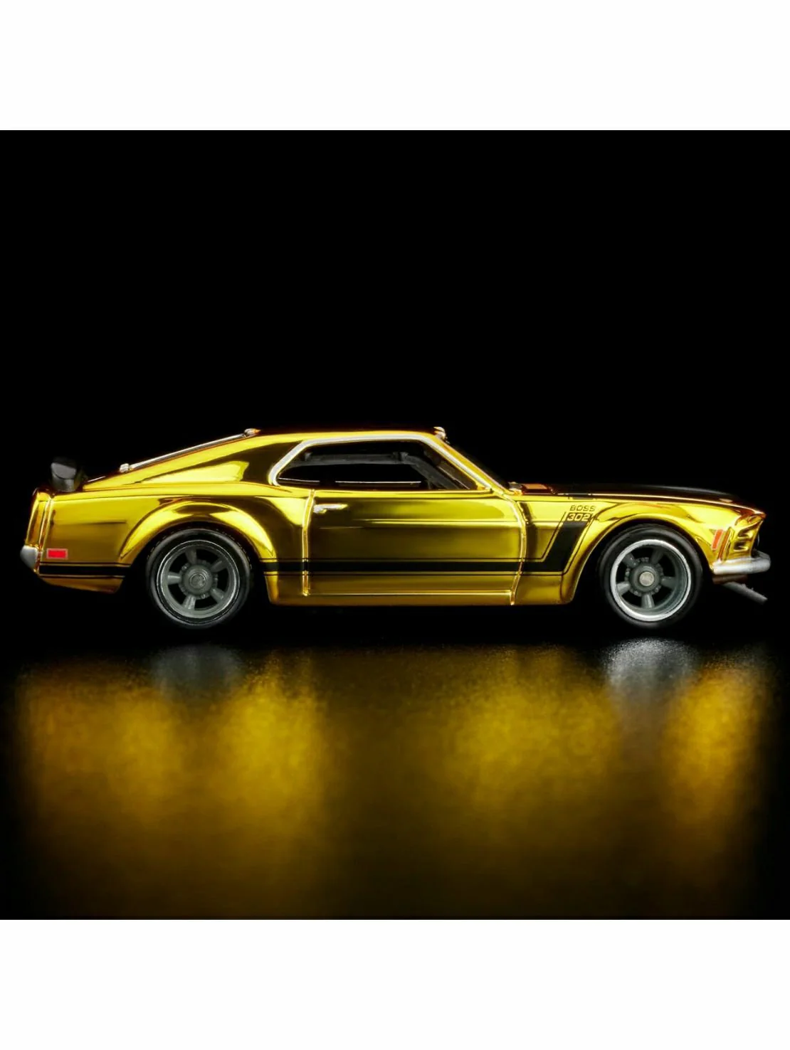 Hotwheels 1970 Mustang boss 302 imported Rlc 1:64 Scale - Image 5