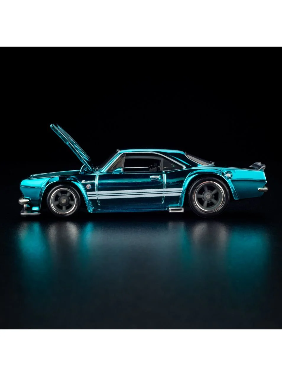 HOTWHEELS 1968 Custom Plymouth Barracuda imported rlc 1:64 Scale - Image 3