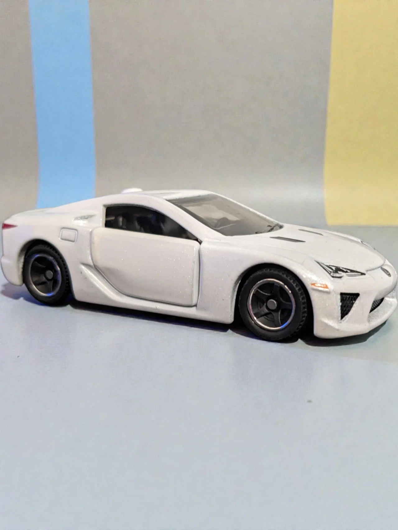 Hotwheels  timeless icons lexus lfa Imported premium 1:64 Scale JBK57. - Image 2