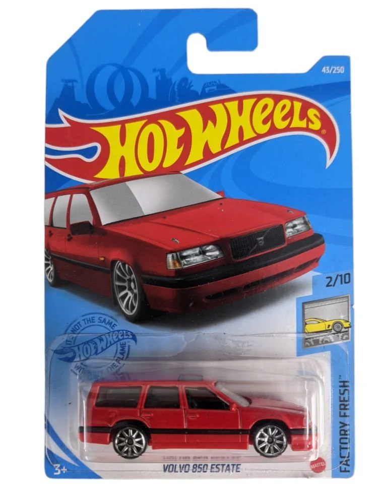 Hotwheels Volvo 850 Estate Imported Mainline 1:64 Scale