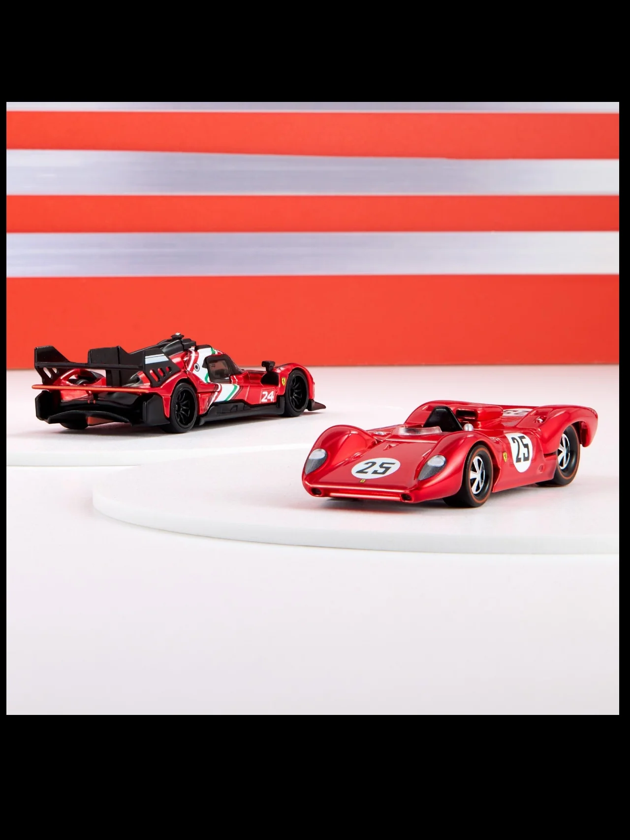 Hotwheels x Ferrari Heritage Set RLC 1:64 Scale - Image 3
