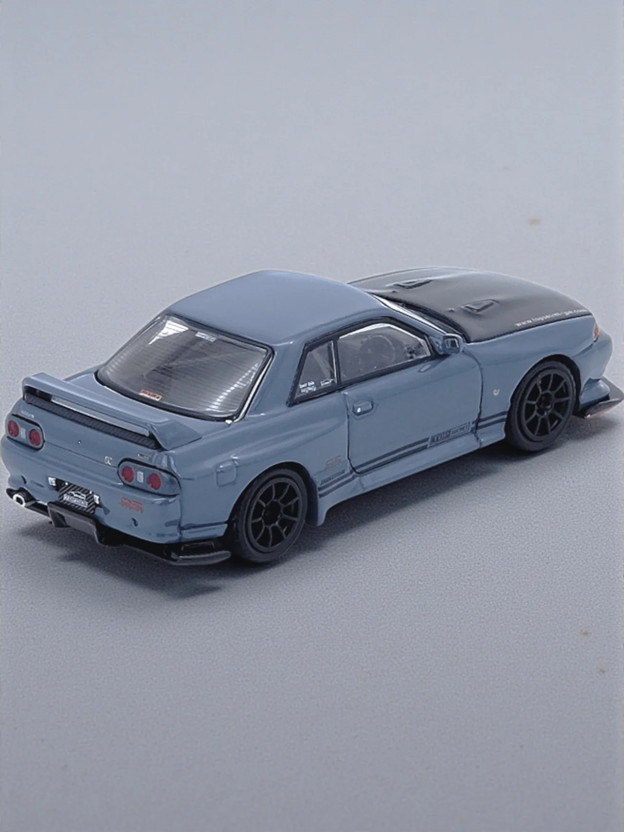 INNO64 Nissan Skyline GT-R R32 TOP Secret 1:64 Scale Metal Diecast IN64-R32TS-STGR - Image 2