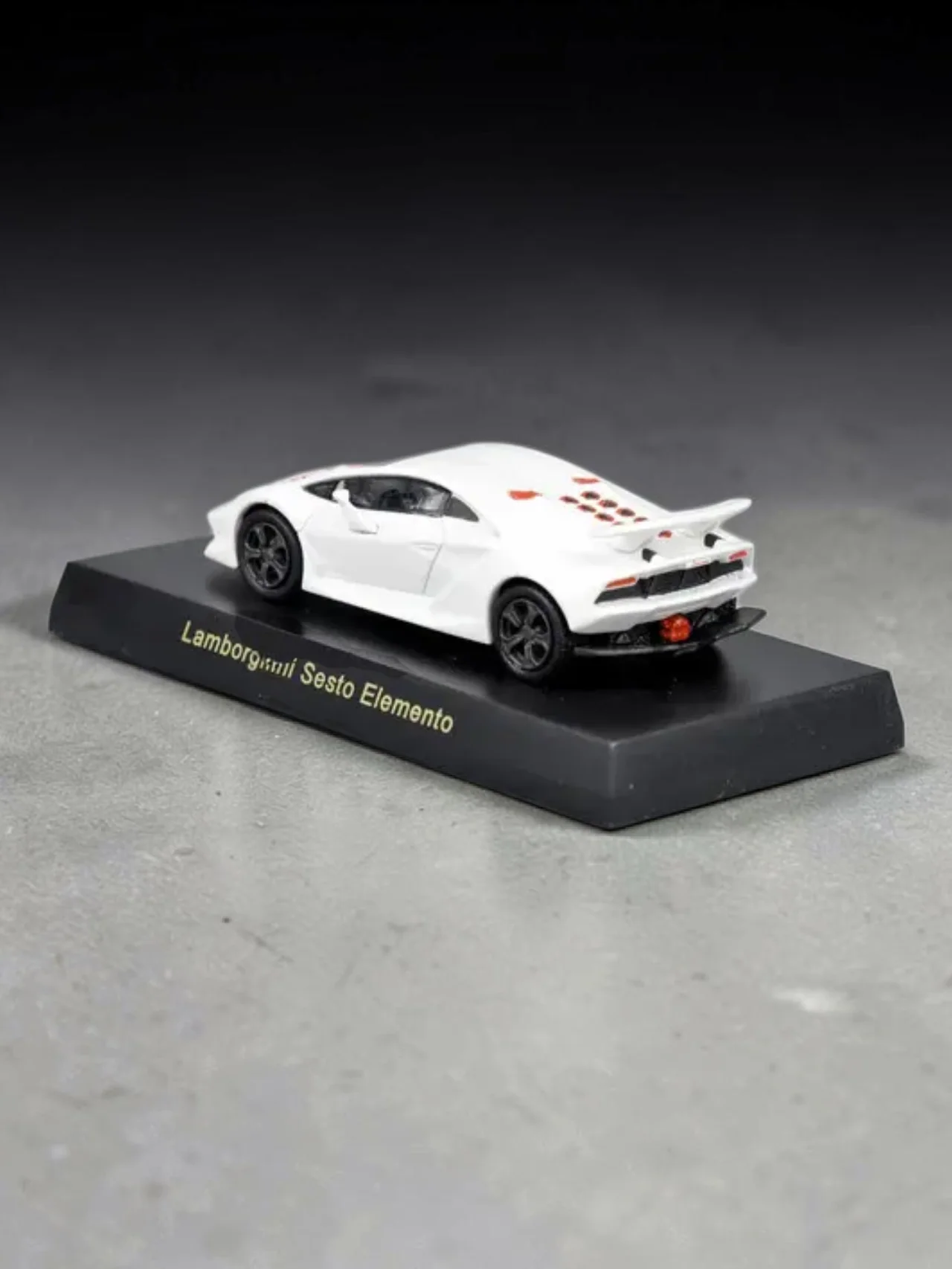 Kyosho Lamborghini sesto Elemento Imported 1:64 Scale - Image 2