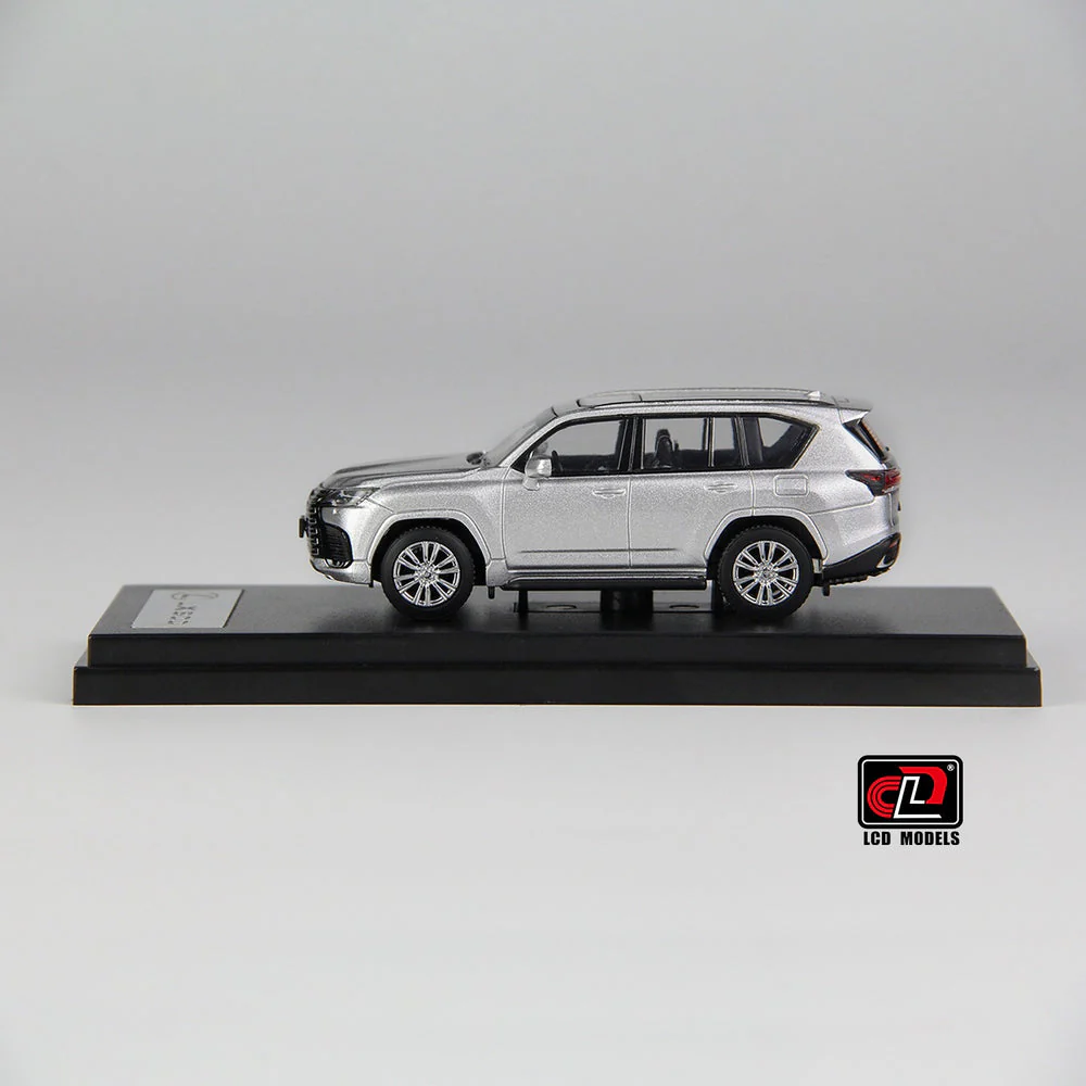 LCD Models Lexus Lx600 Imported 1:64 Scale (code-LCD64035-SI-Silver) - Image 3