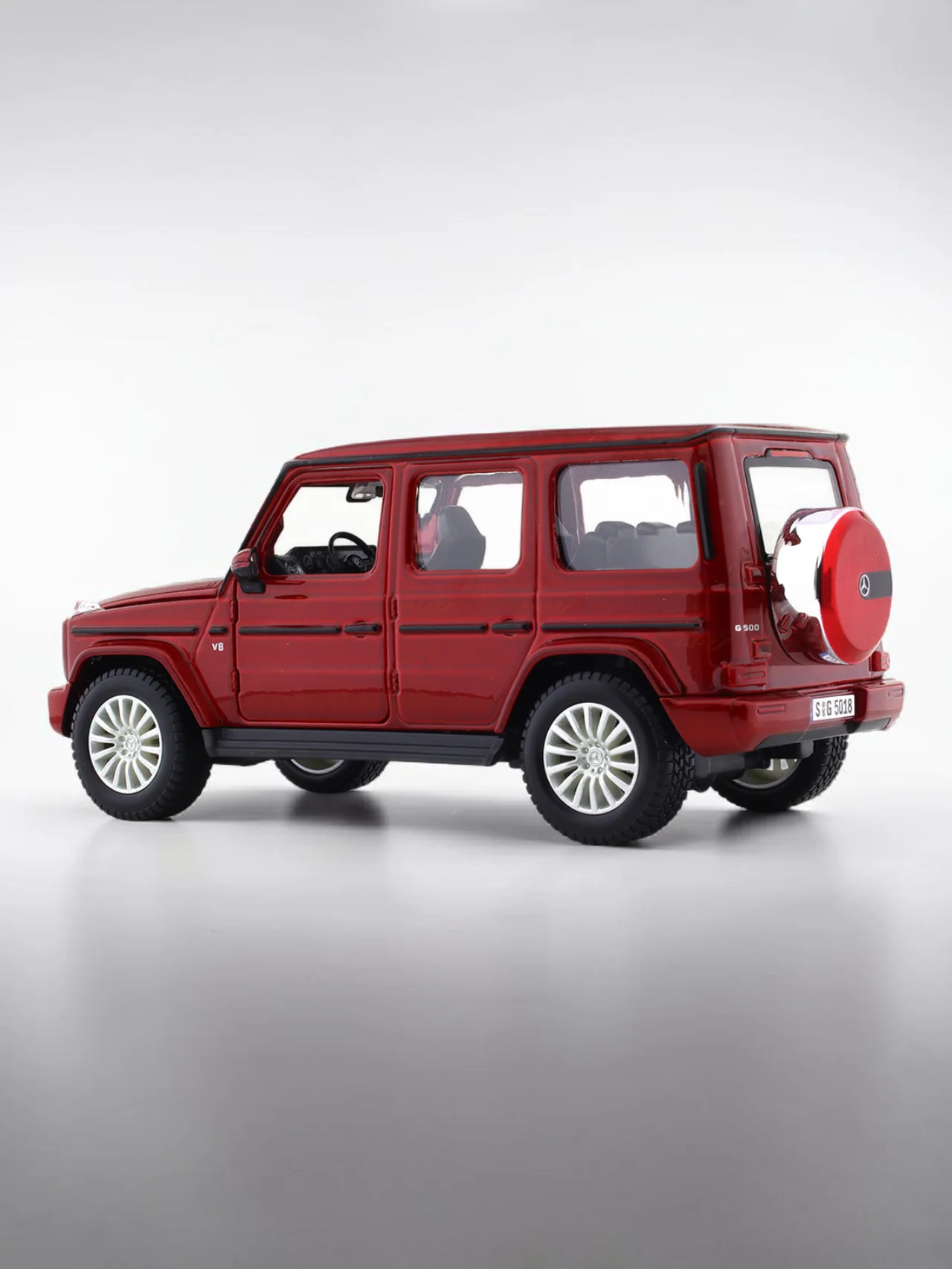 Maisto 2019 Mercedes benz G Class Imported 1:25 Scale die-cast Model - Image 5