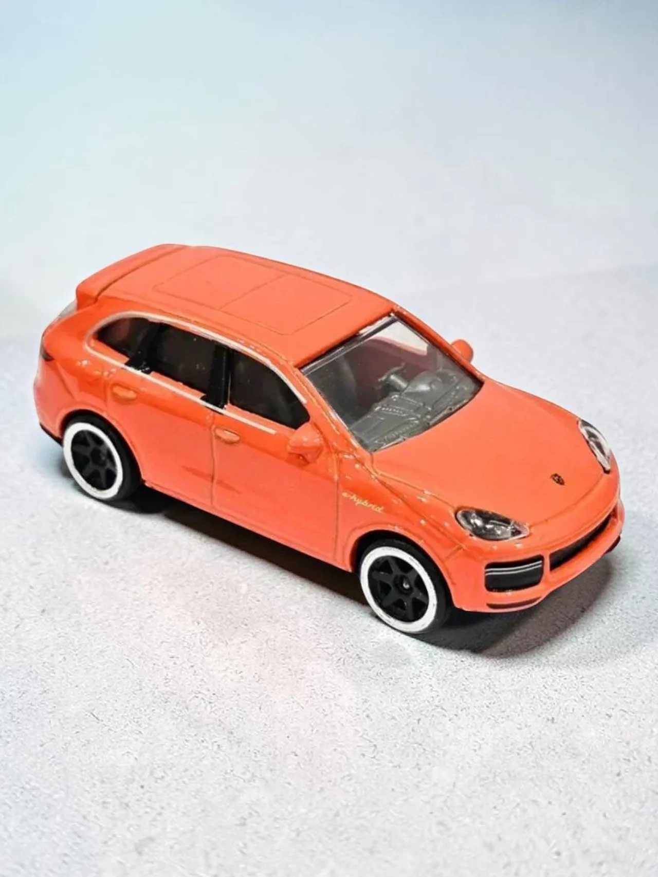 Majorette Porsche Edition Porsche Cayenne Turbo S E-Hybrid Die-Cast Car | Metal Body Collectible | Sealed Pack 1:64 Scale - Image 2
