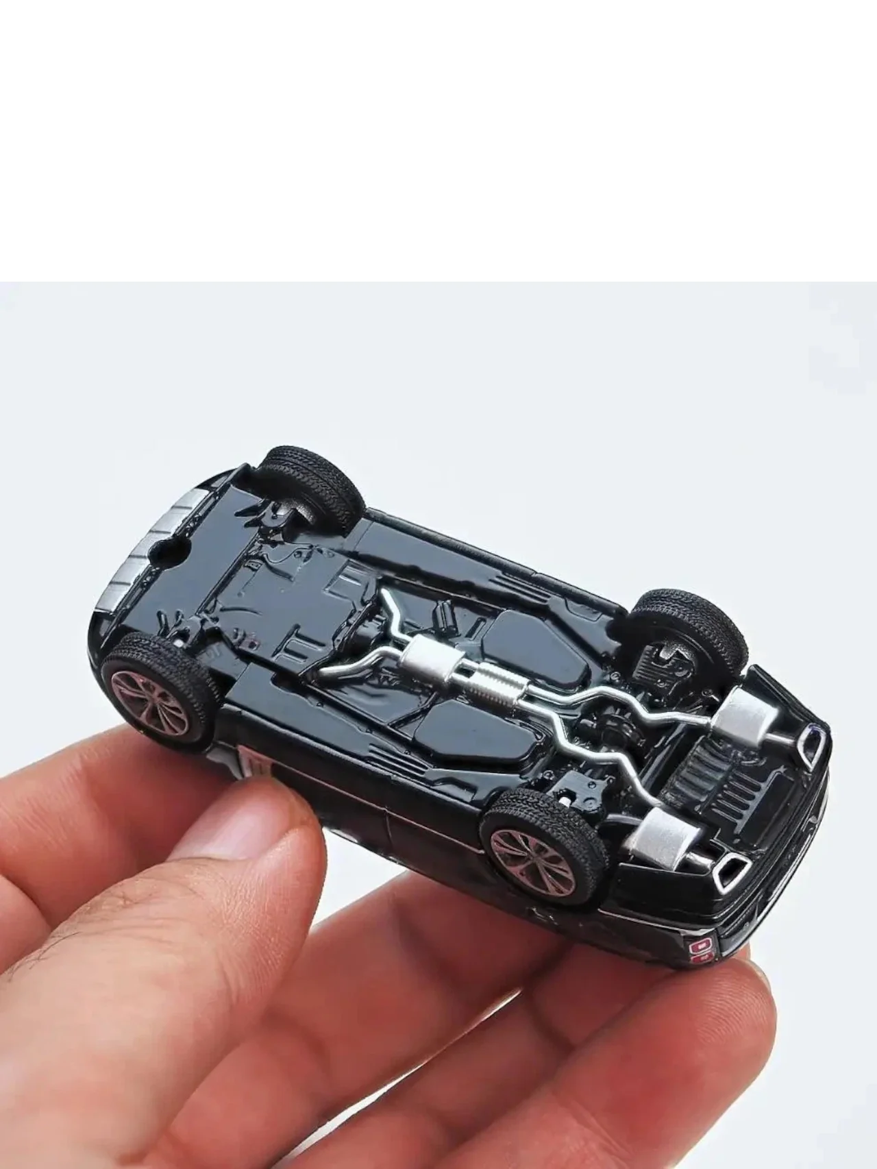 Masdi 2020 Land Rover Range Rover 1:64 Scale Diecast - Image 25