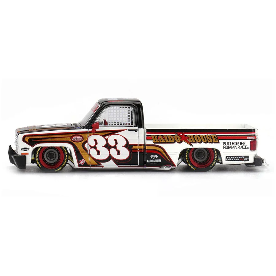 Mini GT Kaido House #212: Chevrolet Silverado Kaido Intimidator V1 1:64 Scale - Image 4