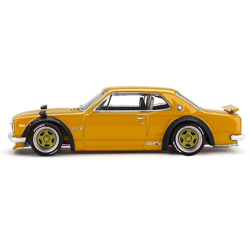 Mini GT Kaido House #228: Nissan Skyline 2000 GT-R (KPGC10) Kaido Street V2 - Image 4