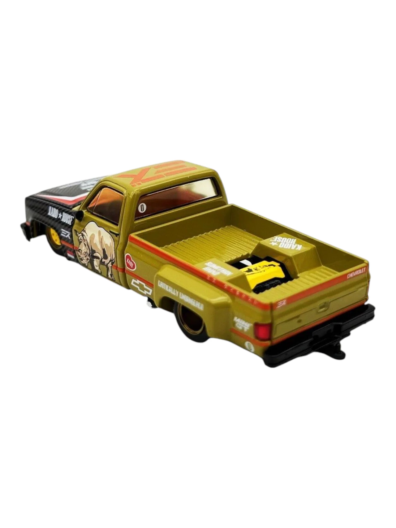Mini GT Kaido House Chevrolet Silverado "Sumatran Rhino" Kaido x Mizu Diecast 1:64 Scale - Image 4