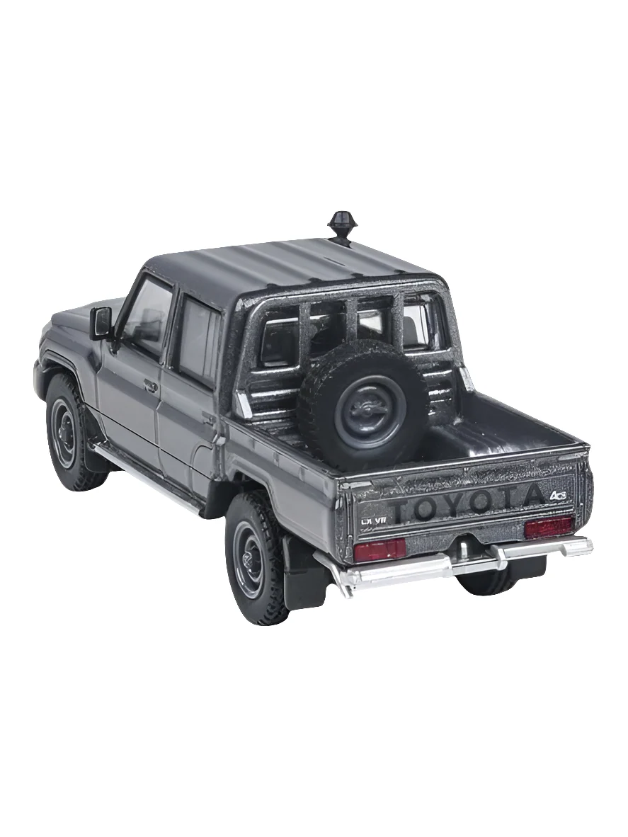 Para64 2014 Toyota Land Cruiser LC 79 Graphite Grey 1:64 Scale Diecast - Image 4