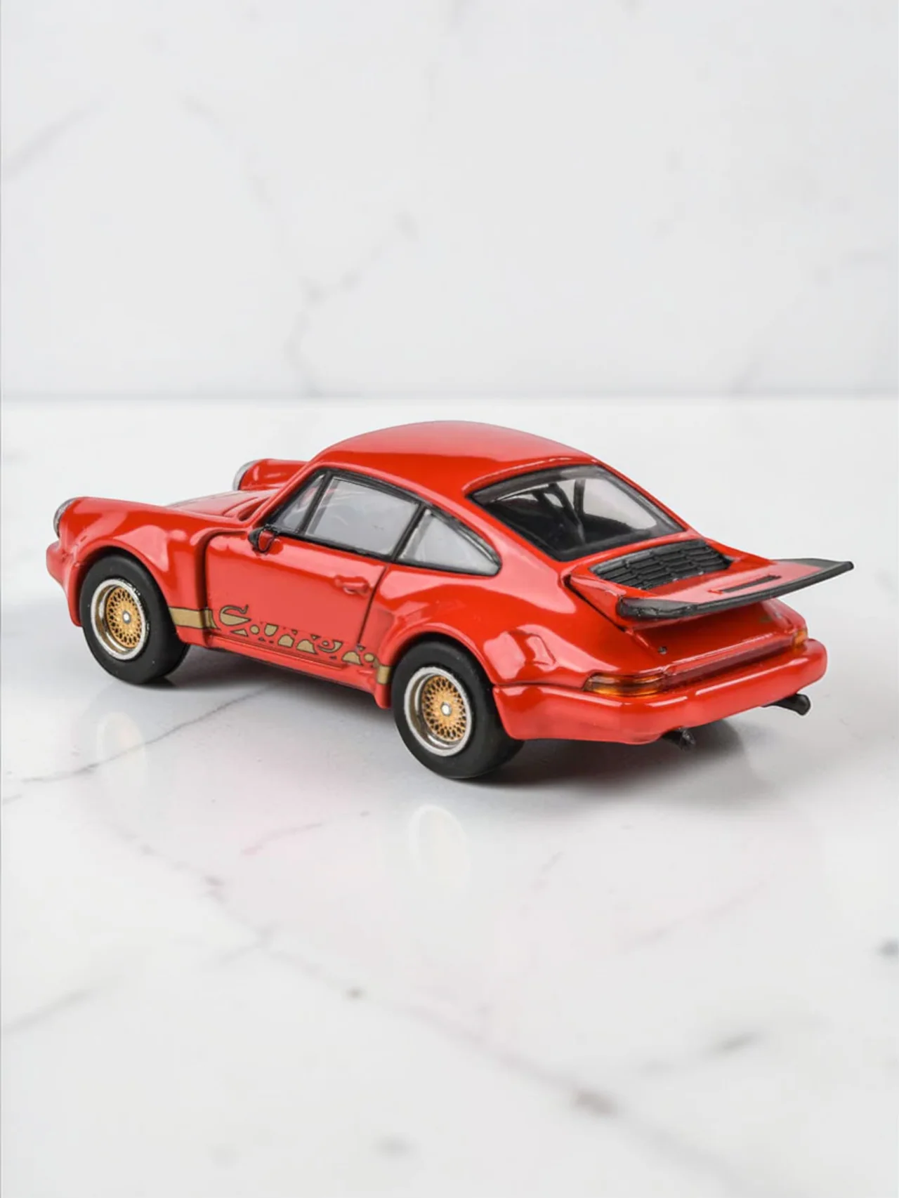 PARA64 Porsche 911 Carrera RSR 3.0 1:64 Scale - Luxury Diecast Collectible Car - Image 3