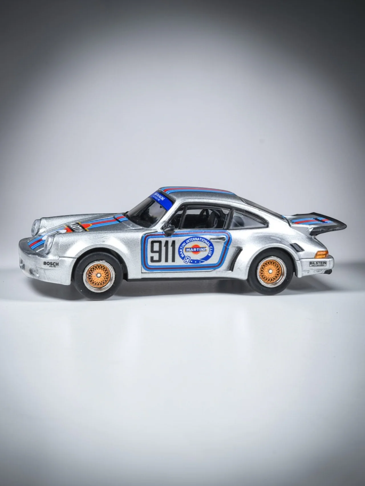 PARA64 Porsche 911 Carrera RSR 3.0 Martini Racing 1975 1:64 Scale-Premium Diecast Collector Model - Image 2