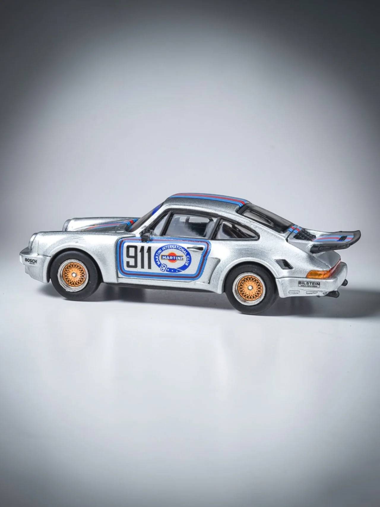 PARA64 Porsche 911 Carrera RSR 3.0 Martini Racing 1975 1:64 Scale-Premium Diecast Collector Model - Image 5