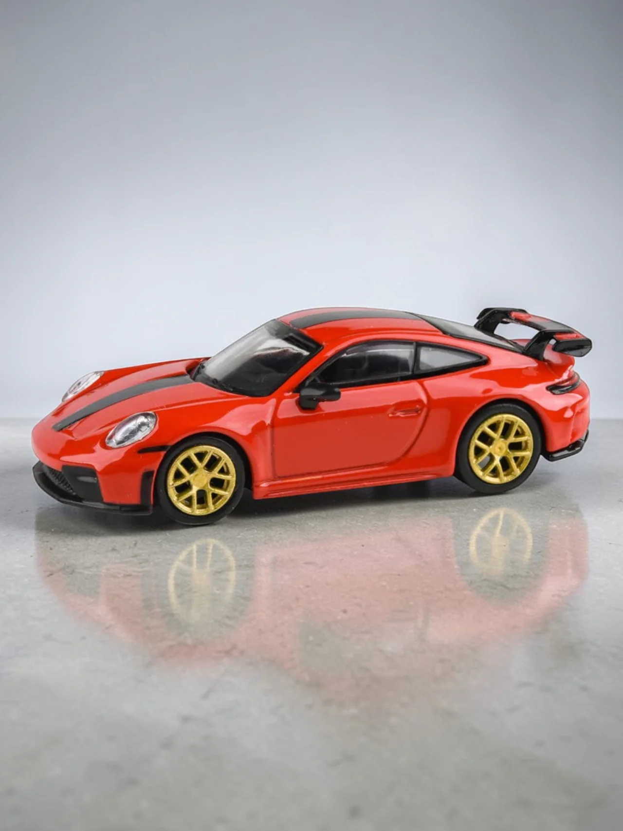 PARA64 Porsche 911 GT3(992.2) 1:64 Scale-Premium Sports Car Collectible - Image 2