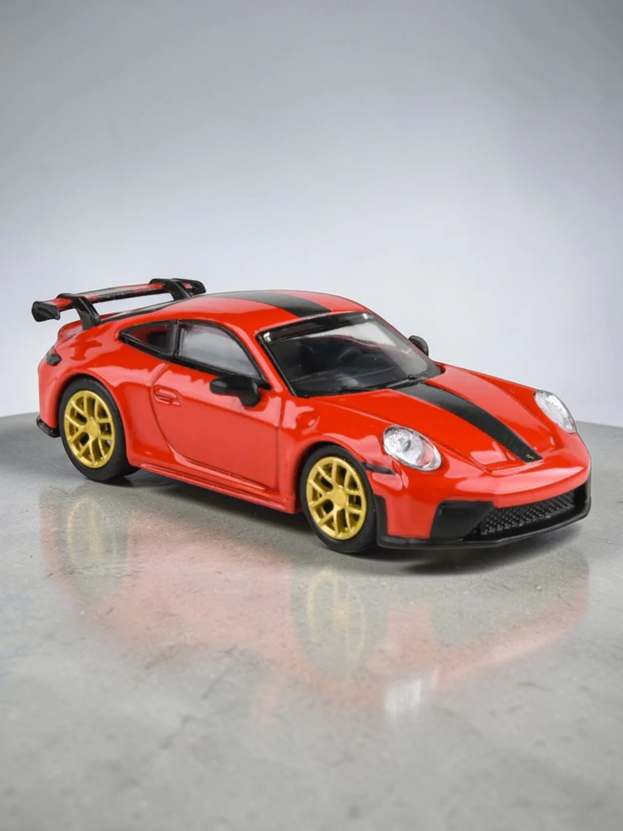 PARA64 Porsche 911 GT3(992.2) 1:64 Scale-Premium Sports Car Collectible - Image 4