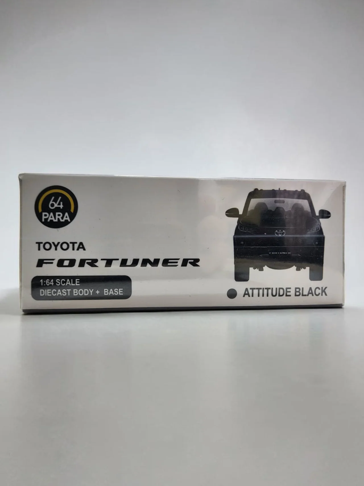 Para64 Toyota Fortuner Attitude Black Imported 1:64 Scale