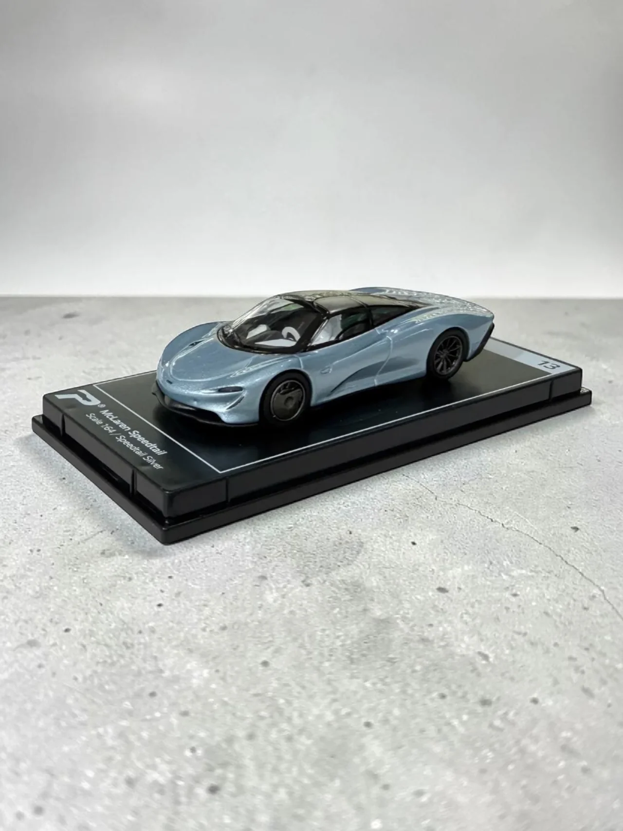 Postercars Hypercar League Collection Mclaren Speedtail 1:64 Scale / Speedtail Silver ( No 13 ) - Image 6