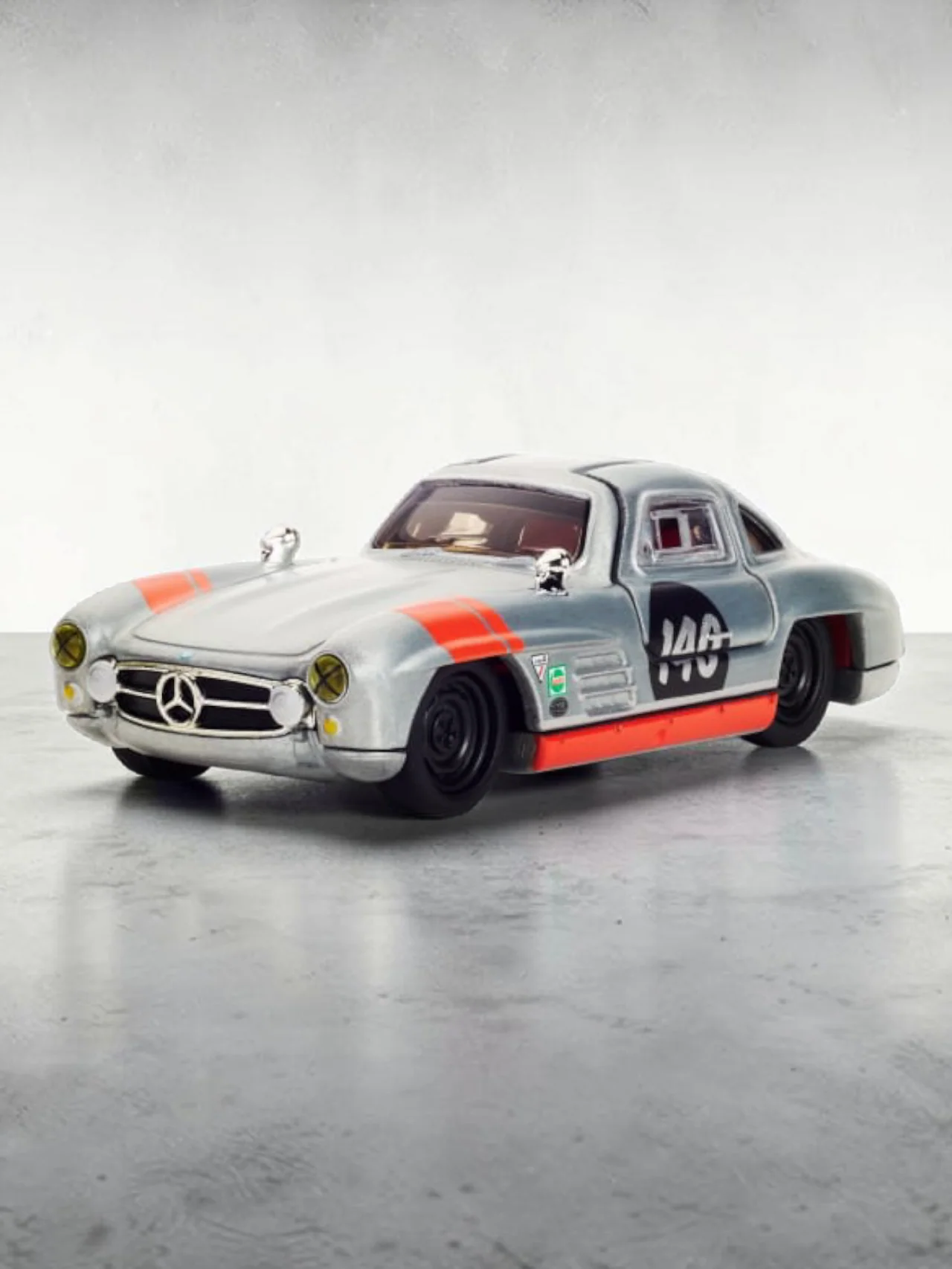 HotWheels Elite 64 Mercedes-Benz 300 SL Imported Premium RLC 1:64 Scale (With Protector) JNF05 - Image 5