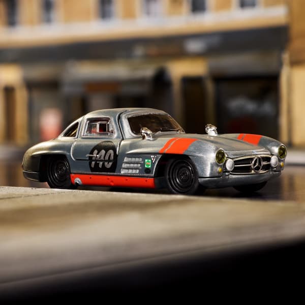 HotWheels Elite 64 Mercedes-Benz 300 SL Imported Premium RLC 1:64 Scale (With Protector) JNF05 - Image 8