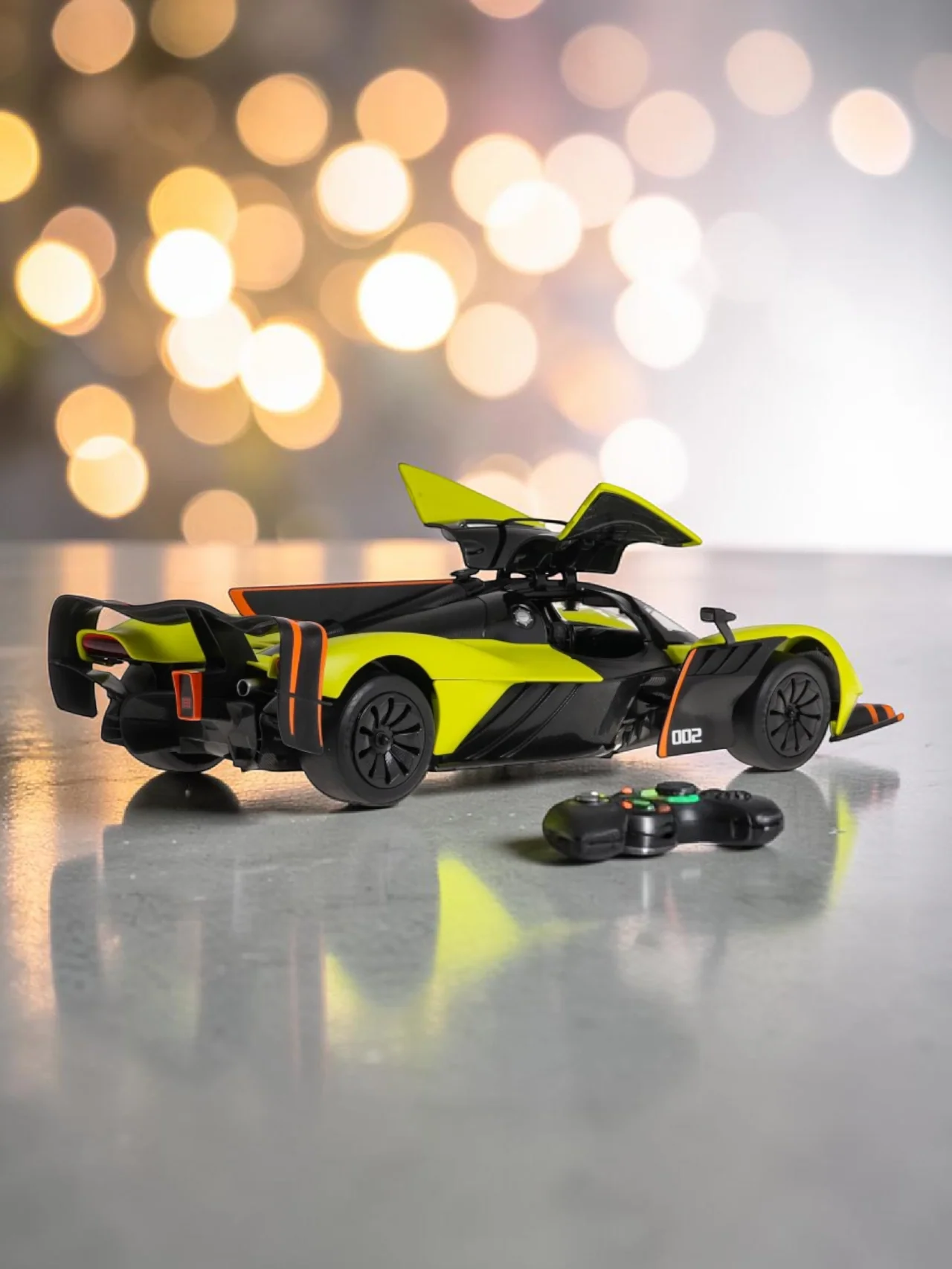 RASTAR Aston Martin Valkyrie RC Car – 1:14 Scale | High-Performance Remote Control Hypercar” - Image 2