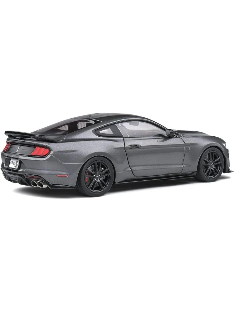 Solido 1:18 Scale Ford Shelby GT500(Box damaged car mint condition) - Image 4