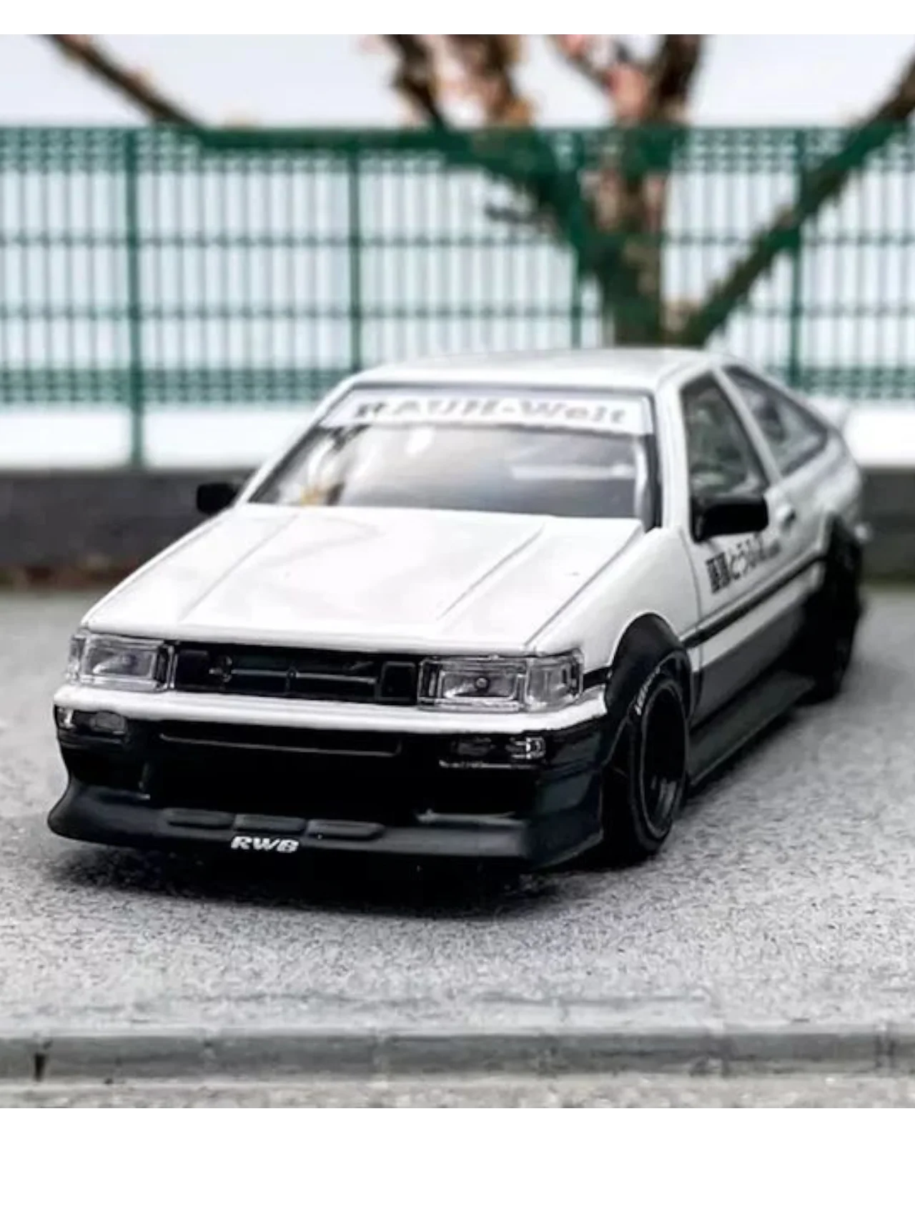 Street Warrior Toyota AE86 Rauh-Welt Premium Diecast 1:64 Scale (With Acrylic Case) - Image 10