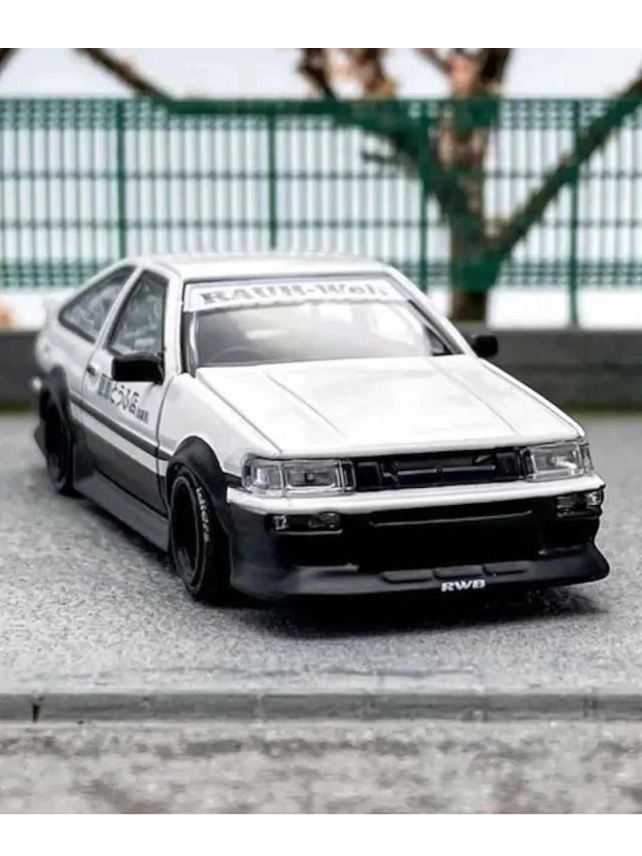 Street Warrior Toyota AE86 Rauh-Welt Premium Diecast 1:64 Scale (With Acrylic Case) - Image 3