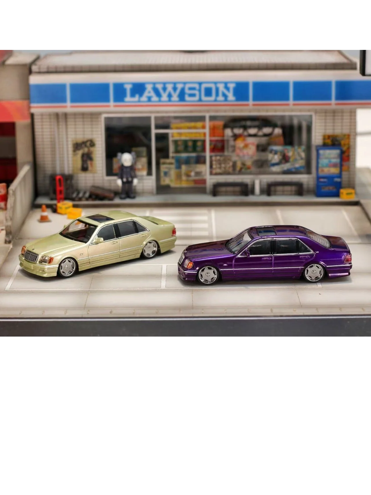 Street Weapon Mercedes-Benz W140 Premium Diecast 1:64 Scale (With Acrylic Case) - Image 15