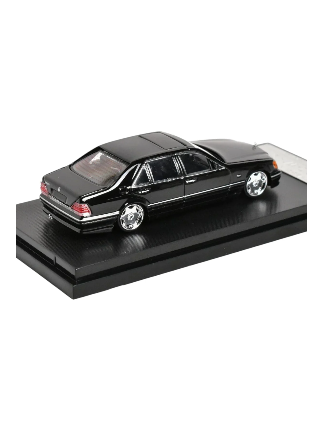 Street Weapon Mercedes-Benz W140 Premium Diecast 1:64 Scale (With Acrylic Case) - Image 2