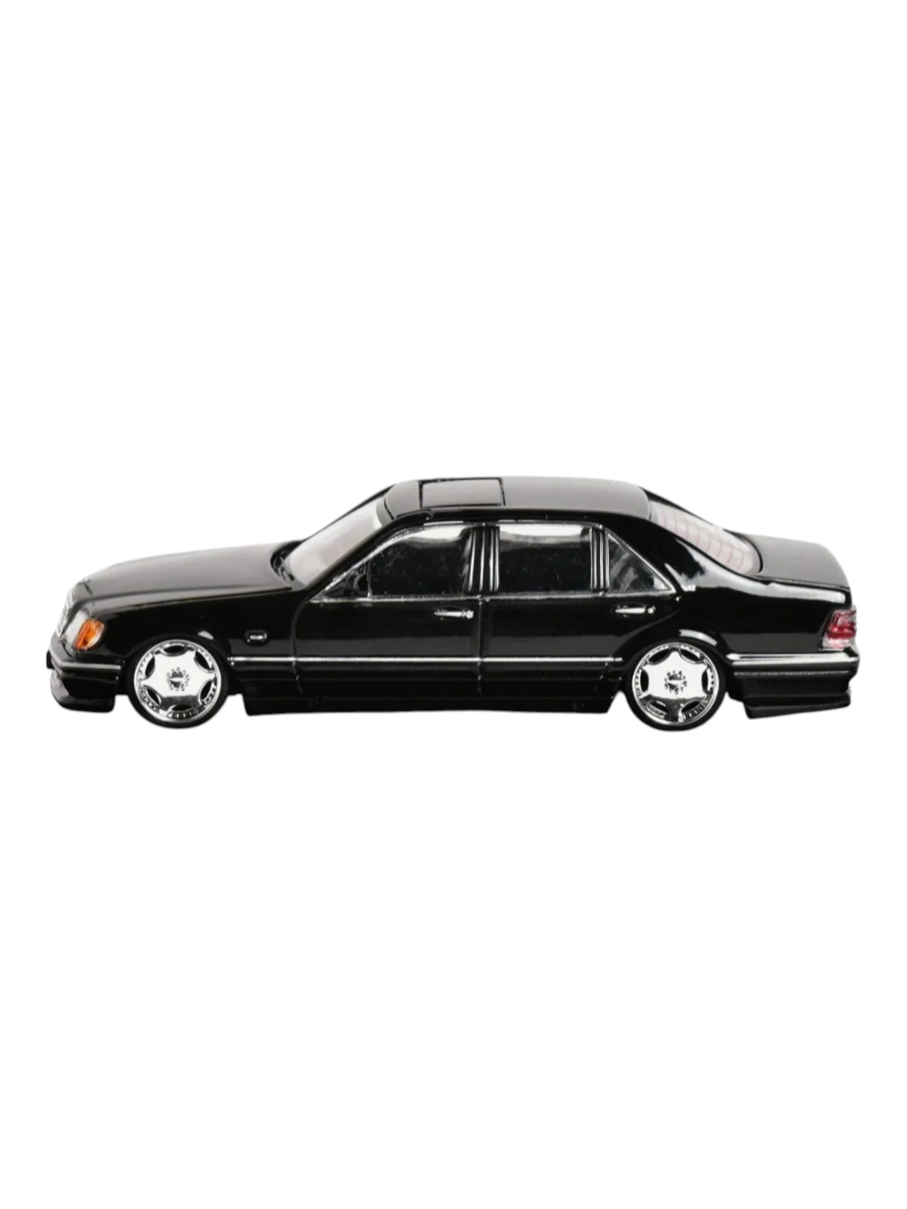 Street Weapon Mercedes-Benz W140 Premium Diecast 1:64 Scale (With Acrylic Case) - Image 4
