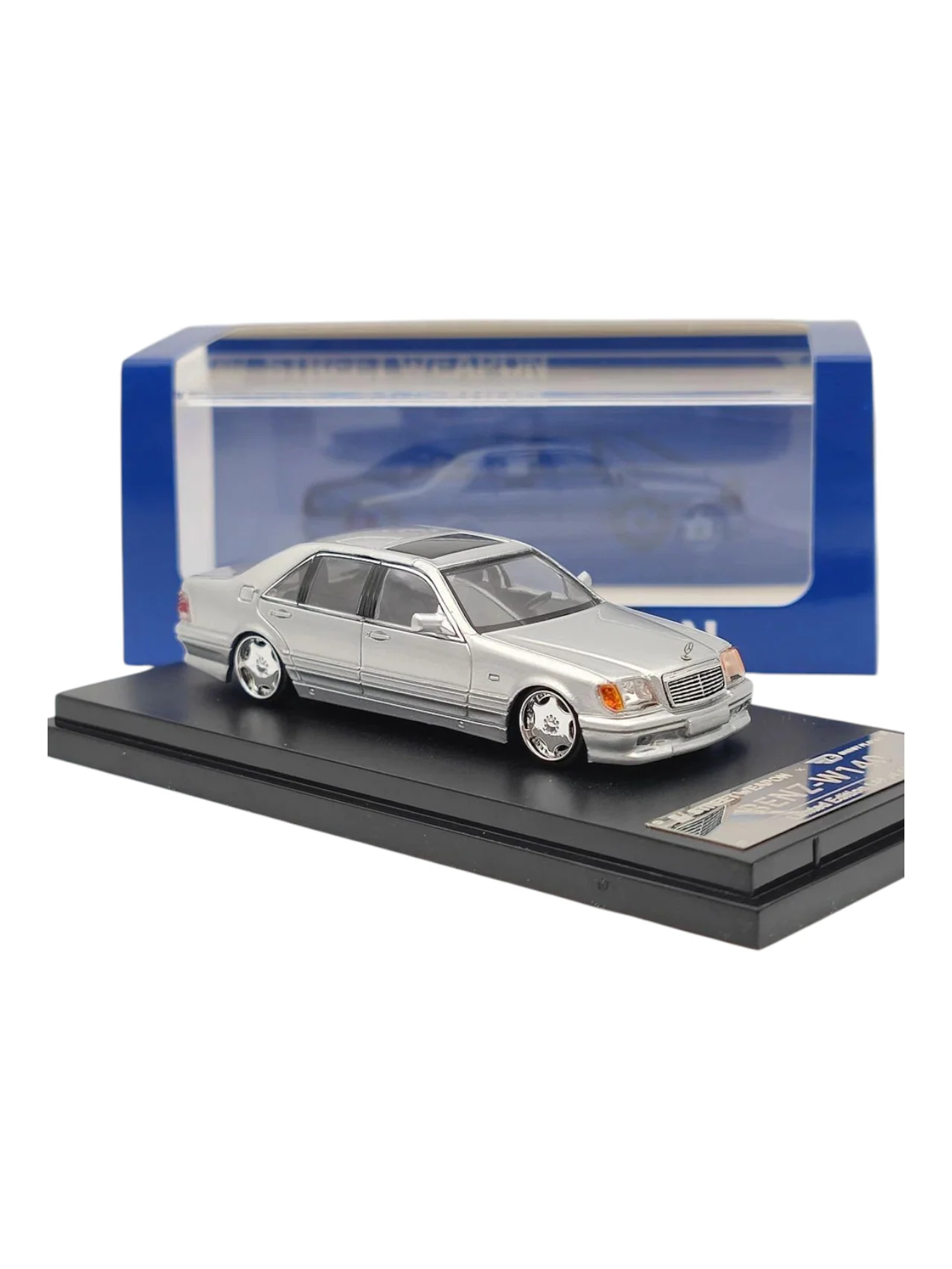Street Weapon Mercedes-Benz W140 Premium Diecast 1:64 Scale (With Acrylic Case) - Image 5