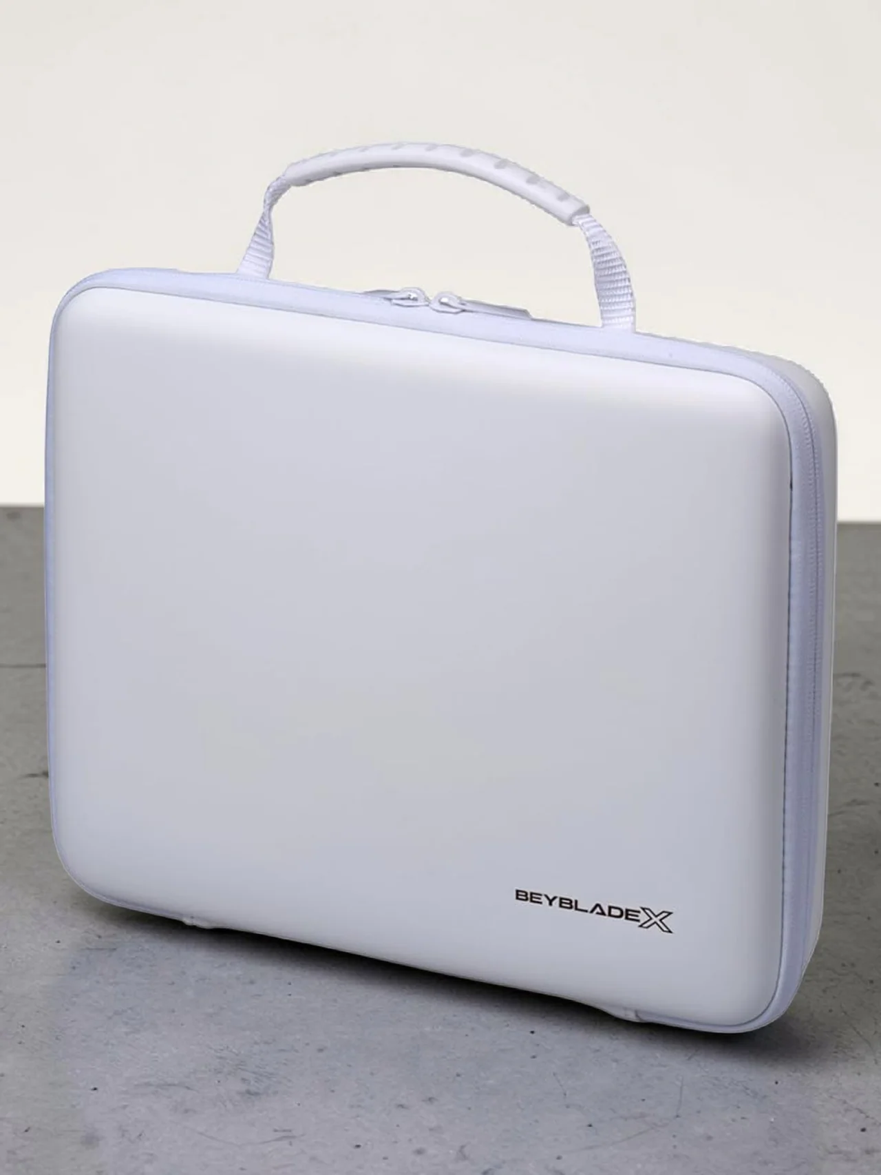 Takara Tomy Tomica BEYBLADE X Beyblade X BX-43 Gear Case White Ver - Image 3