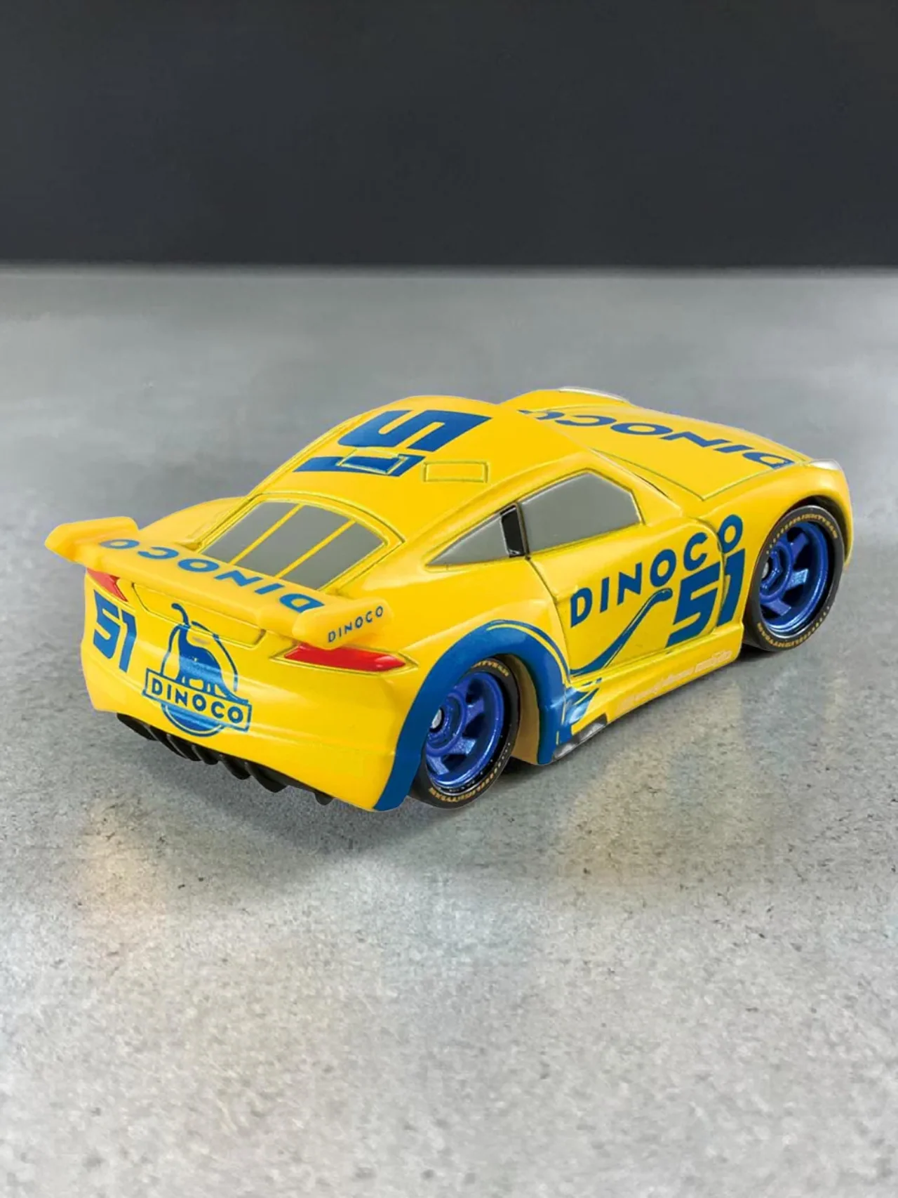 Takara Tomy Tomica Disney Pixar Cars Tomica C-06 Cruise Ramirez (DINOCO Racing Type),Imported 1:64 Scale - Image 4