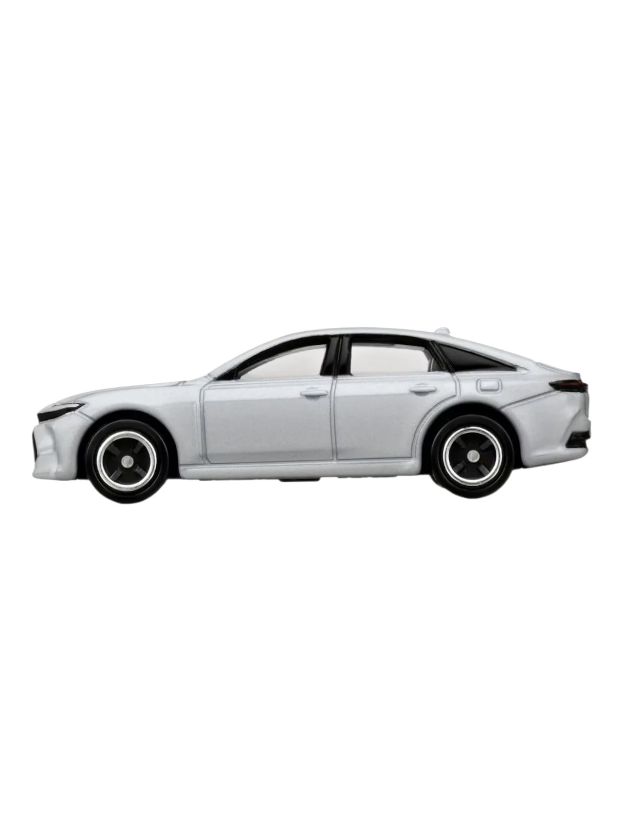 Takara Tomy Tomica Toyota Mainline Crown Sedan 1:64 Scale - Image 3