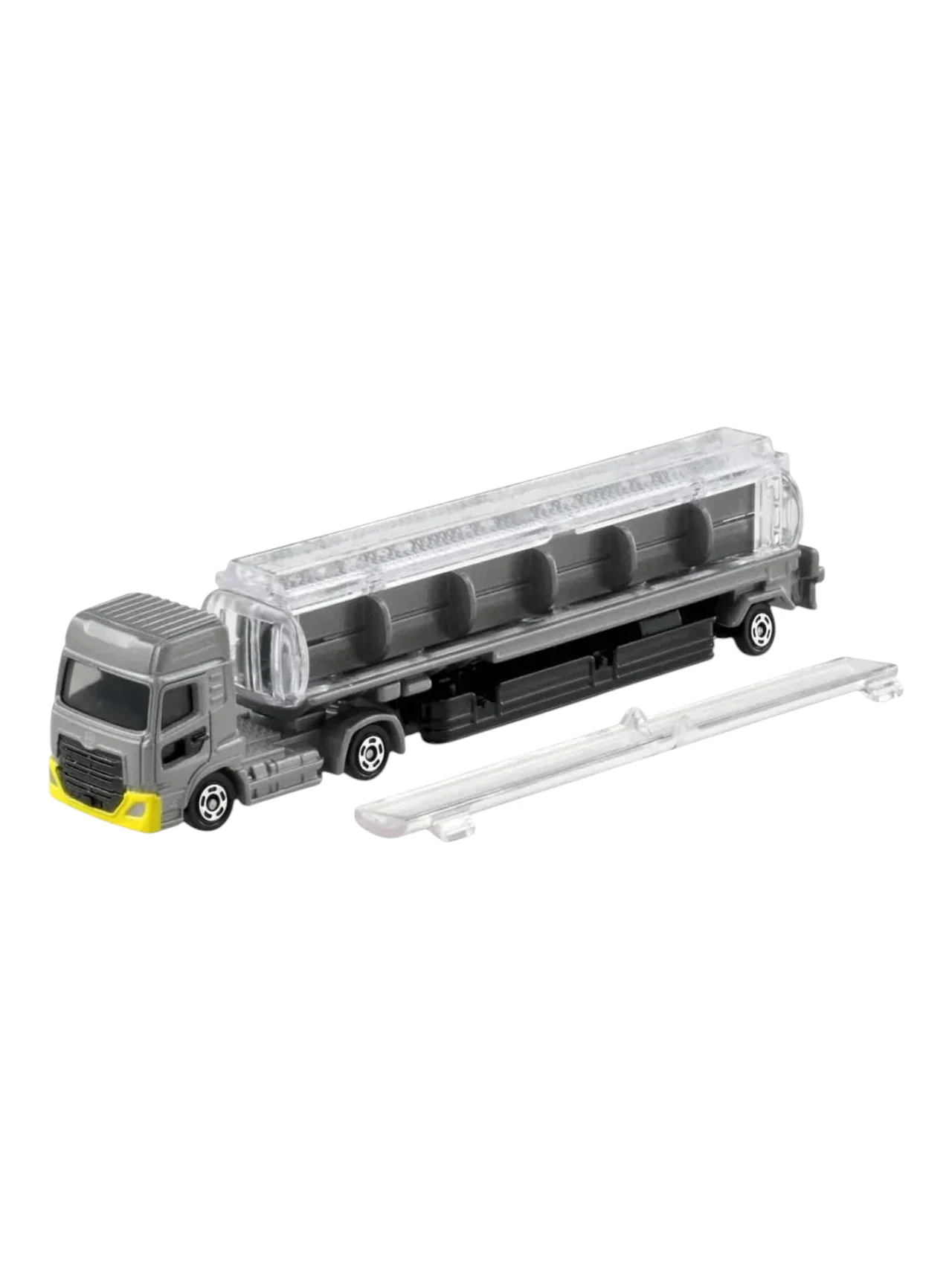 Takara Tomy Tomica ud trucks Quon tank lorry - Image 2