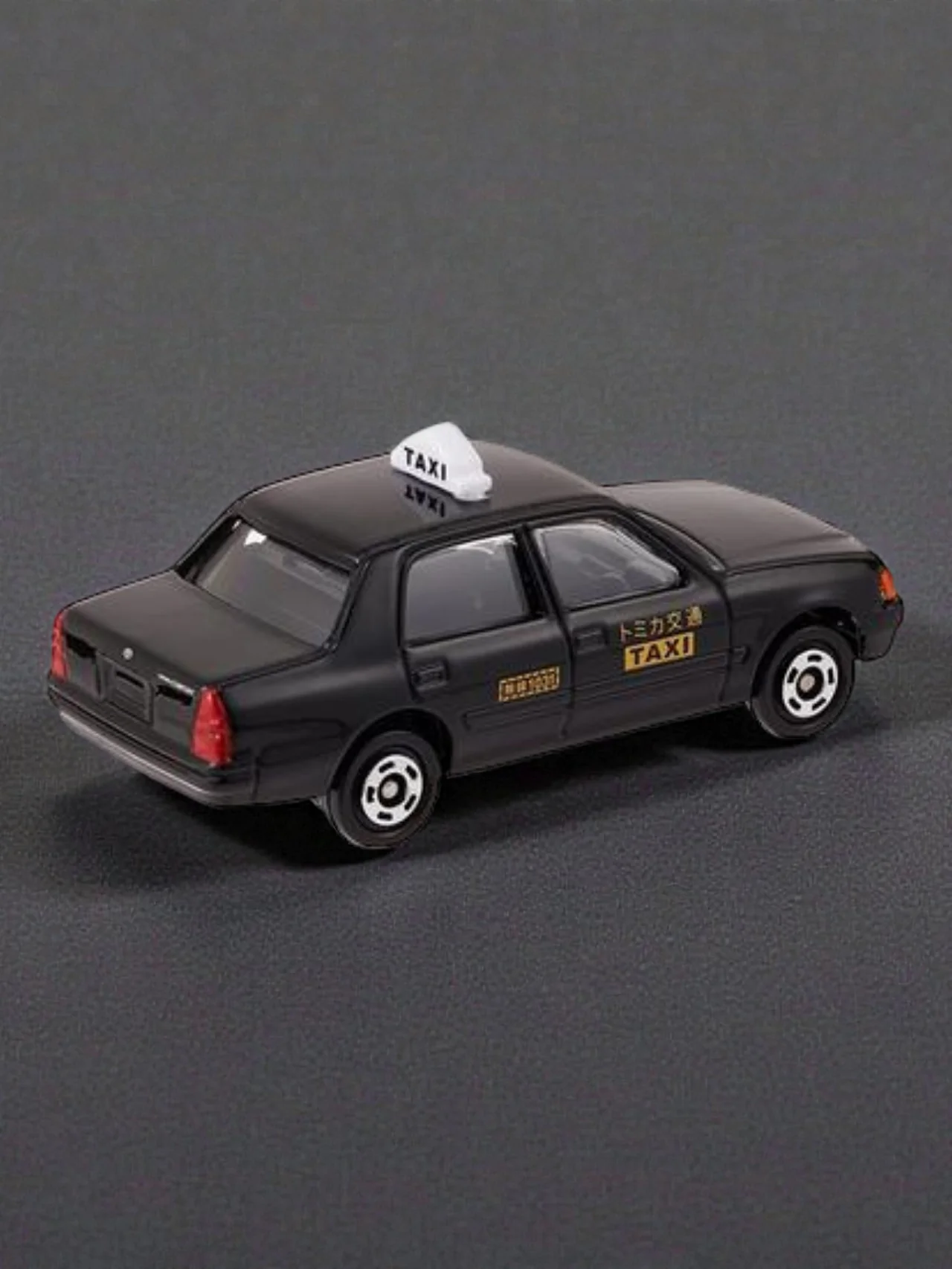 Takara Tomy "Toyota Crown Comfort Taxi"Imported Mainline 1:64 Scale No.51 - Image 3