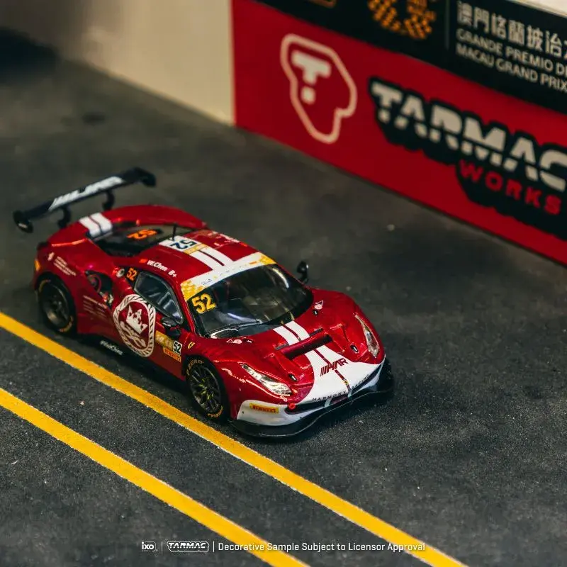 Tarmac works ferrari 488 gt3 1:64 Scale (with acrylic case) - Image 3