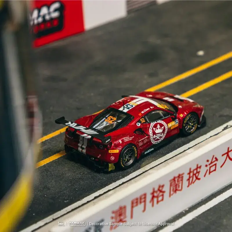 Tarmac works ferrari 488 gt3 1:64 Scale (with acrylic case) - Image 5