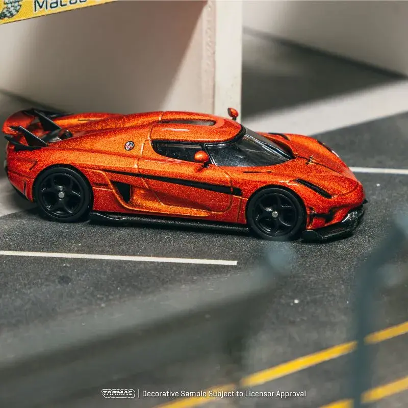 Tarmac works Koenigsegg regera 1:64 Scale - Image 3
