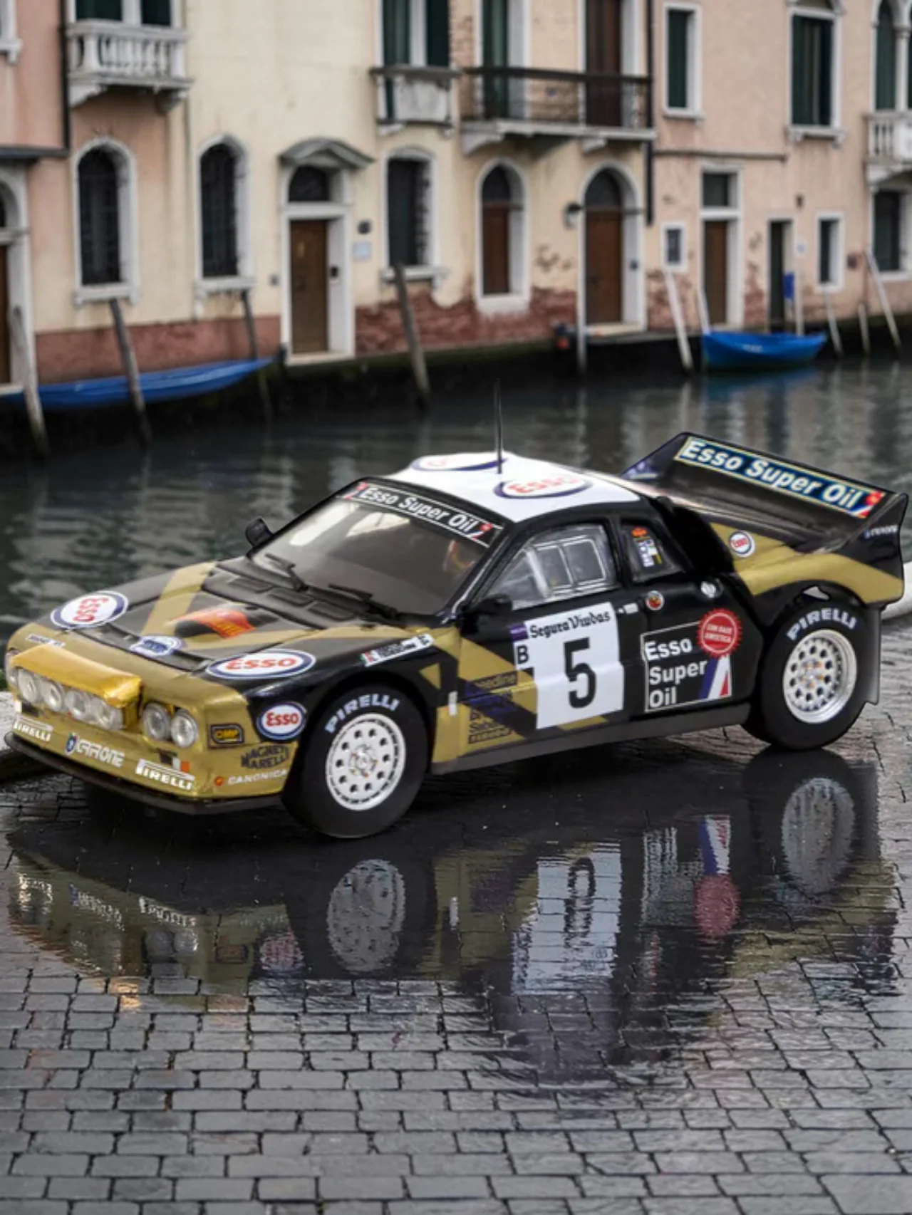 TARMAC Works Lancia 037 Rally Catalunya 1985  Racing Car Diecast Model 1:64 Scale - Image 3