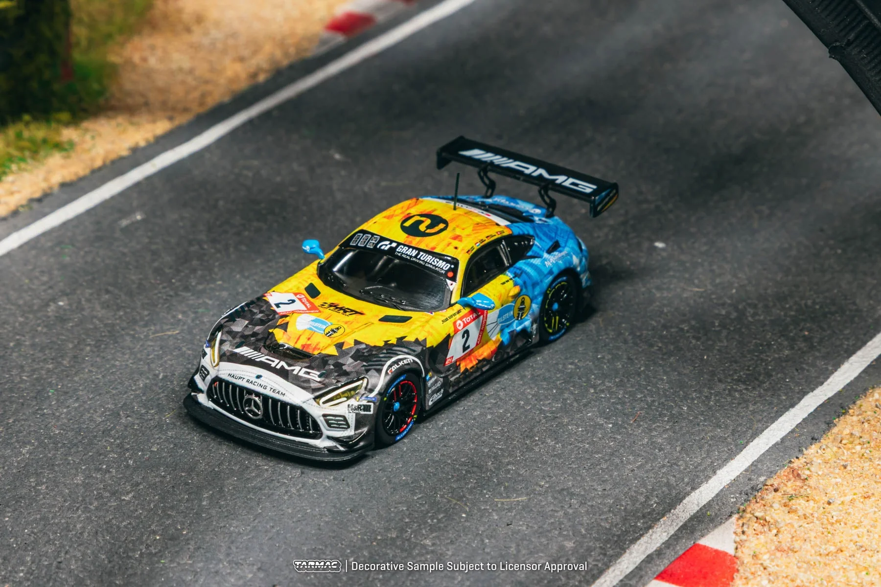 Tarmac Works Mercedes-AMG GT3 Nurburgring 24H 2020 Y.Buurman/P.Ellis/H.Haupt 1:64 Scale (With Acrylic Case) - Image 3