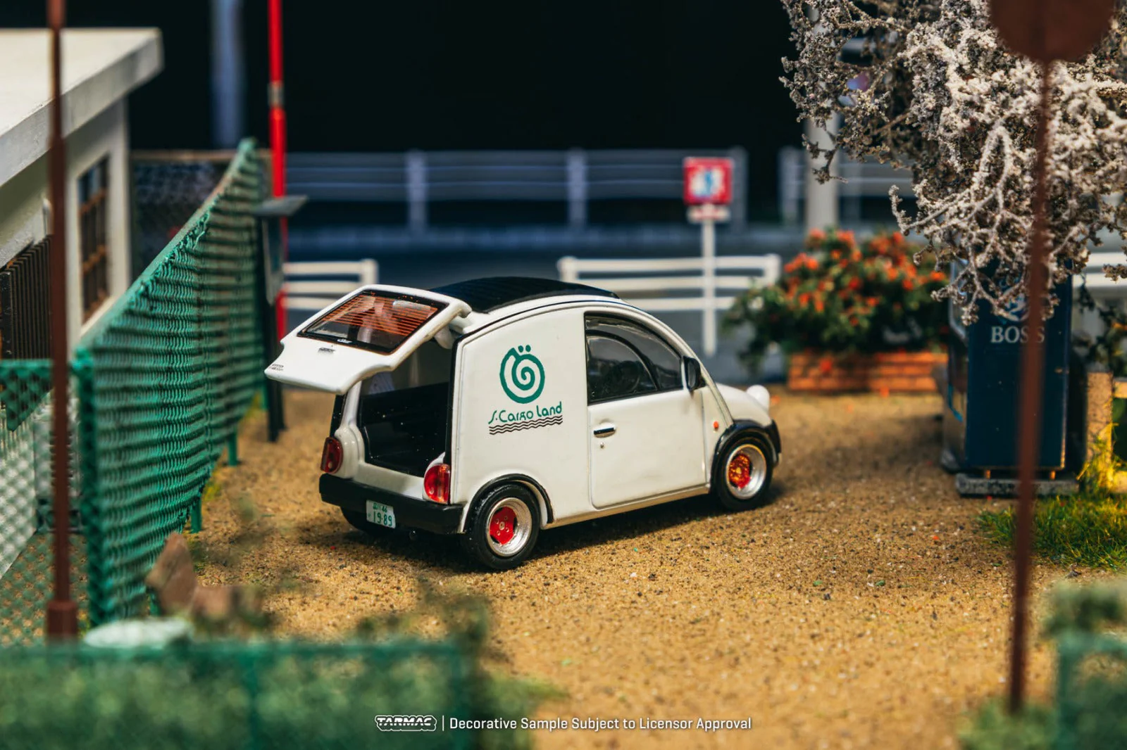 Tarmac Works Nissan S-Cargo 1:64 Scale - Image 3