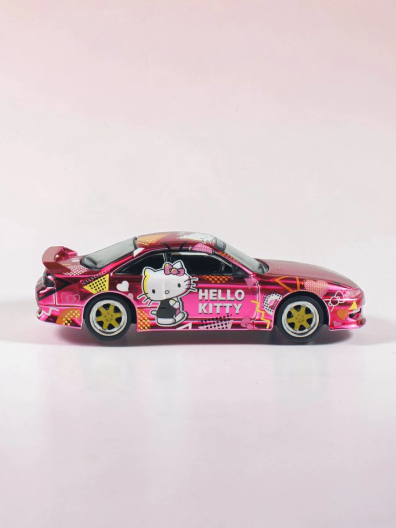 TARMAC Works x Vertex Silvia s14 Hello Kitty Diecast model|Premium Special Edition for Collectors - Image 5