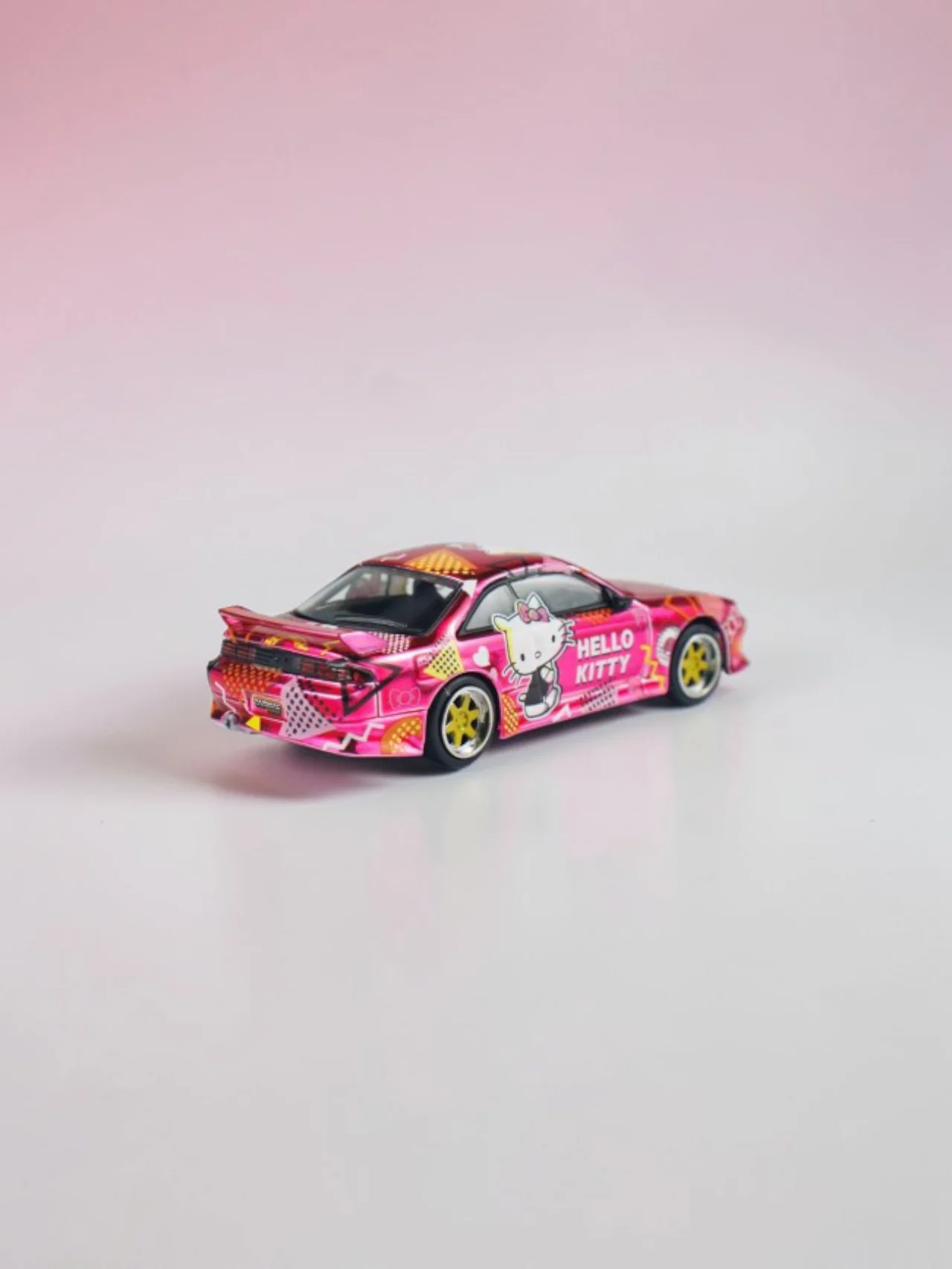 TARMAC Works x Vertex Silvia s14 Hello Kitty Diecast model|Premium Special Edition for Collectors - Image 6