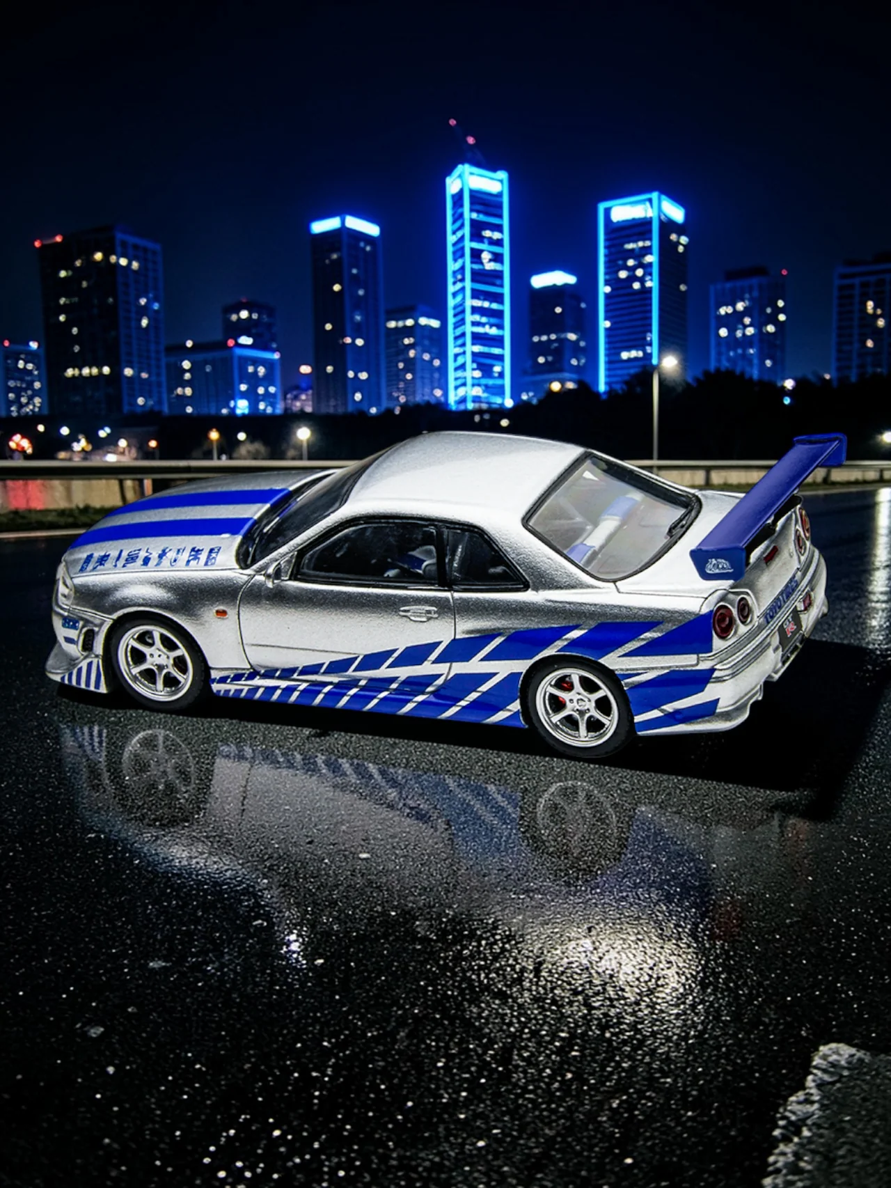 Timemicro Nissan Skyline GT-R R34 Premium Die-cast Collectible Car Model (Blue Stripe Edition) 1:64 Scale - Image 3
