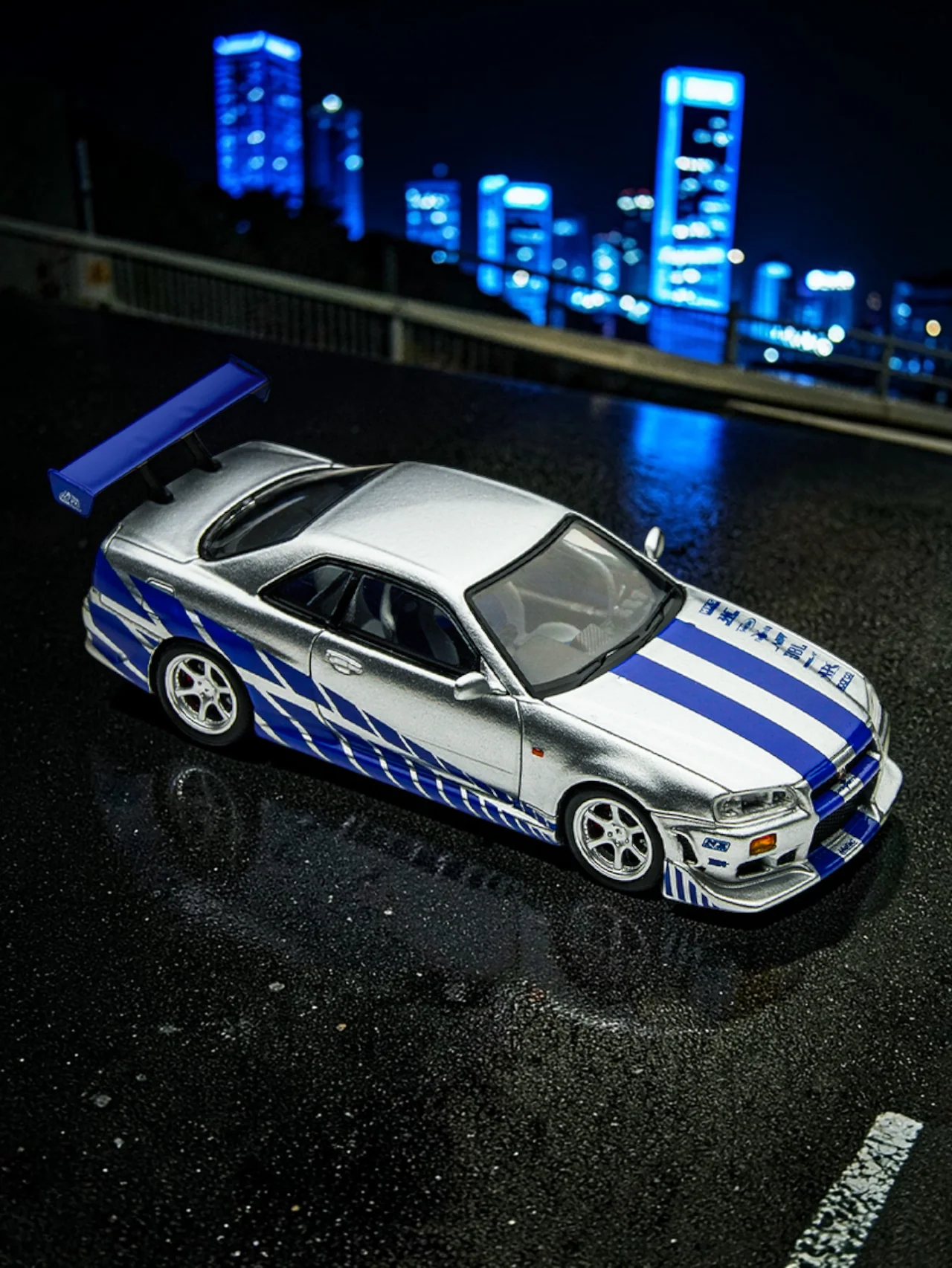 Timemicro Nissan Skyline GT-R R34 Premium Die-cast Collectible Car Model (Blue Stripe Edition) 1:64 Scale - Image 5