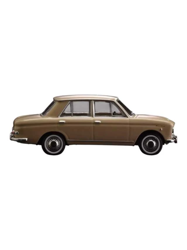 Tomica Limited Vintage Datsun Bluebird 1200 Deluxe Beige 1963 LV-65d premium 1/64 - Image 3